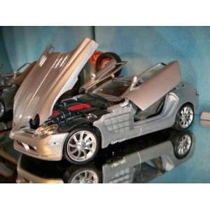  Mercedes Benz SLR McLaren 1/18 Silver: Toys & Games