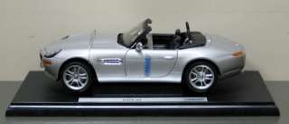 BMW Z8 Diecast Model Car   Welly   Silver   1:18 Scale  