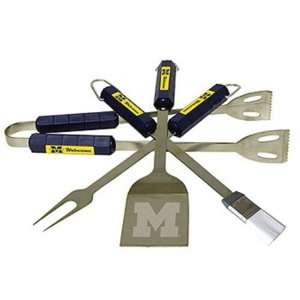    University of Michigan Wolverines BBQ Gril Set: Sports & Outdoors