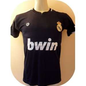  REAL MADRID # 10 OZIL YOUTH AWAY SOCCER JERSEY SIZE 8 FOR 