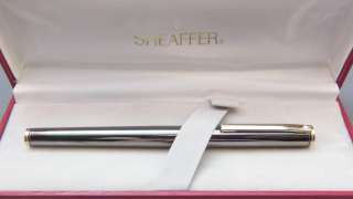 Sheaffer Fashion fountain pen in gunmetal with gold trim 294 1  