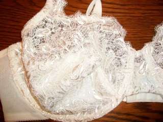   SECRETS Shimmery WHITE LACEY UNDERWIRE BRA~STyle 4302~42C~  
