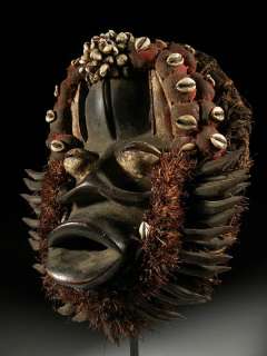 Maske der Bete / Elfenbeinküste ** incl. Ständer **  