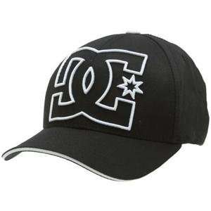  DC Youth Apply Flexfit Hat   One size fits most/Black 