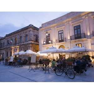 Cafe in the Evening, Piazza Duomo, Ortygia, Syracuse, Sicily, Italy 