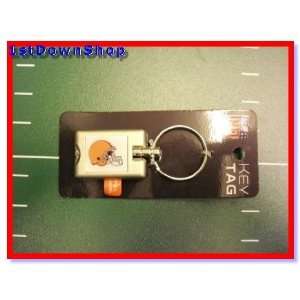 Cleveland Browns Flash Light Up Key Chain/Ring  Sports 