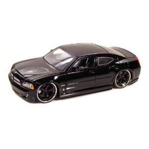  2006 Dodge Charger R/T Hemi 1/24 Mass Black: Toys & Games