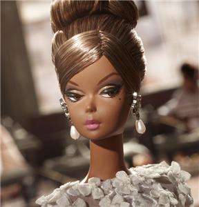 New 2012 Silkstone EVENING GOWN Barbie   Black/AA Doll   [B 