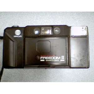   35mm Film Camera w/ISO Dial Auto Set 100 1000, 100, 200, 400 on bottom