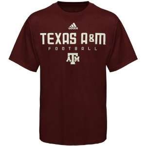  Texas A&M Aggies Football Sideline T Shirt: Sports 