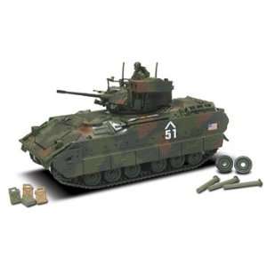   of Valor U.S. M3A2 Bradley 132 Scale Die Cast Tank Toys & Games