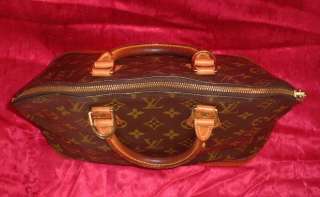 Louis Vuitton Alma hand bag authentic is guaranteed !  