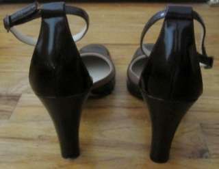 Classy two tone brown ANNE KLEIN round toe heels 9M EUC  