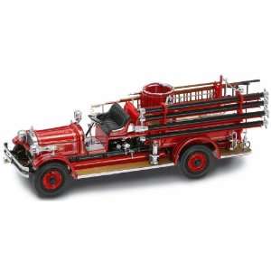   Ming Scale 1:24   1927 Seagrave Suburbanite Fire Engine: Toys & Games