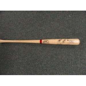   Signed Bat Lee Pence Bourn   Autographed MLB Bats