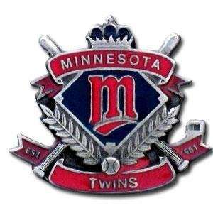  Team Crest MLB Pin   Minnesota Twins: Home & Kitchen