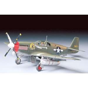   MODELS   1/48 P51B Mustang Aircraft (Plastic Models) Toys & Games