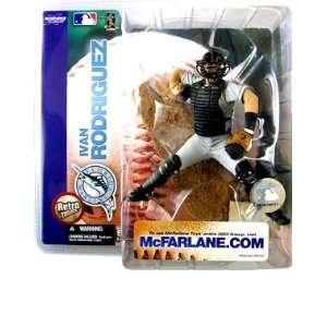 McFarlane Sportspicks MLB Series 7  Ivan Rodriguez (Retro Chase 