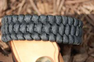 Paracord Survival Bracelet in Black with MEGA PIRATE SKULLS  
