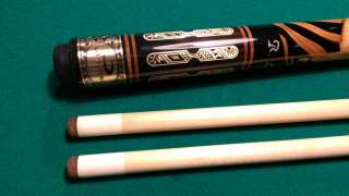 Fancy high end Silver line Longoni pool cue Mint Condition 2 shafts 