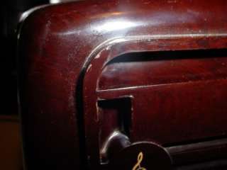 Vintage 1941 Emerson Art Deco Bakelite Tube Radio   restored and works 