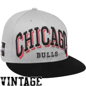   Bulls Gray Black Mark 9FIFTY Snapback Adjustable Hat Sports