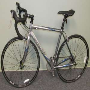 CANNONDALE SHIMANO ROAD BIKE BICYCLE 2010 CAAD8 SILVER BLUE FRAME SIZE 