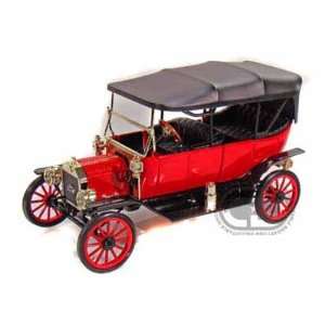  1913 Ford Model T Touring 1/18 Red Toys & Games