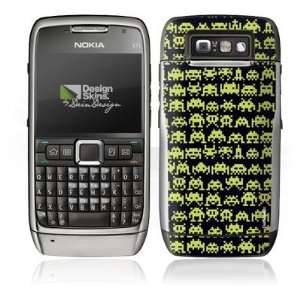  Design Skins for Nokia E71   Spaceinvaders Design Folie 