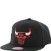 CHICAGO BULLS   MITCHELL & NESS SNAPBACK   SOLID TEAM   BLACK / RED