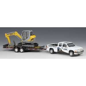   50th Gehl 503Z Excavator w/ Chevy Silverado and Trailer Toys & Games