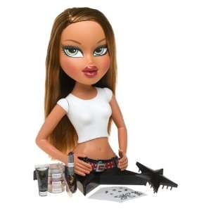 Bratz Forever Diamondz Funky Fashion Makeover Yasmin