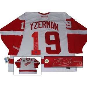 Steve Yzerman Signed Detroit Red Wings 1998 Stanley Cup Jersey