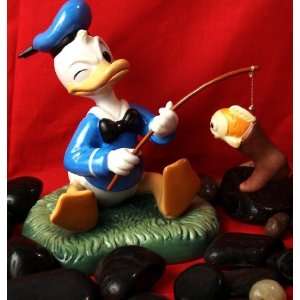 Donald Duck Hook, Line, & Sinker   RETIRED REDUCED 
